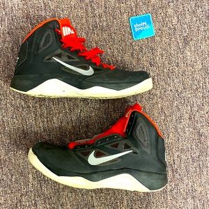 NIKE 610202 DUAL FUSION BB II BLACK/RED BASKETBALL SHOES  AUTHENTIC - Size 9.5